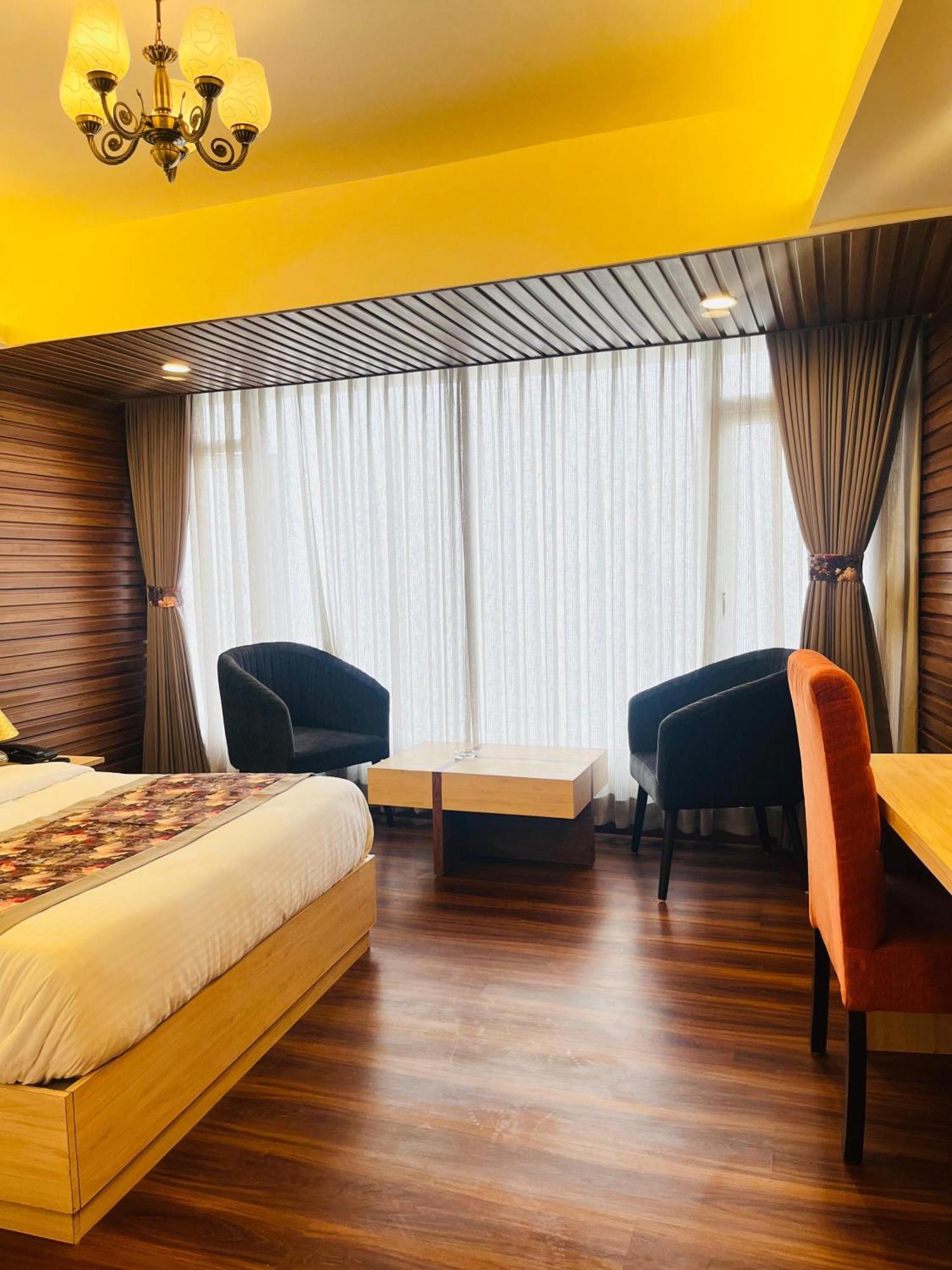 Hotel Broadway Boutique Mall Road Darjeeling - A Luxury Collection - Best Seller Экстерьер фото